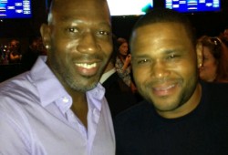 Anthony Anderson at NY Giant Justin Tuck's R.U.S.H. For Literacy Benefit